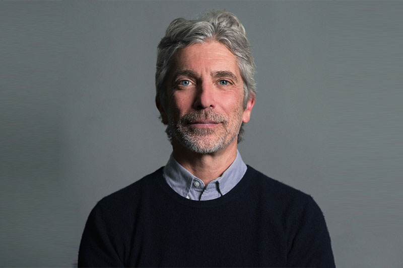 portrait photo of Graeme Reid